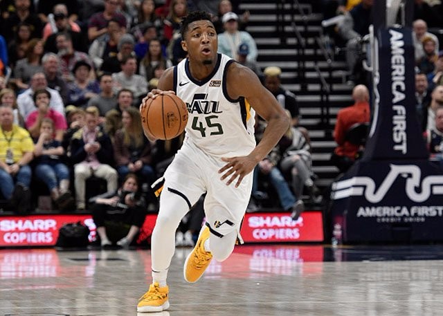 进姆巴佩持 进姆巴佩持